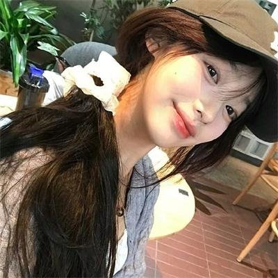 穿书后带着系统攻略神秘反派